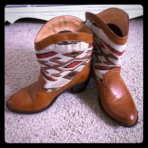 Wanted Shoes - Tapestry boots